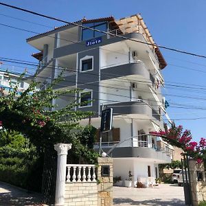 Villa Jiota